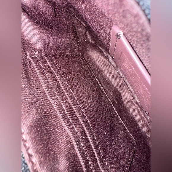 COACH X MINT + SERF CORNER ZIP WRISTLET IN SIGNATURE CANVAS - Picture 6 of 6